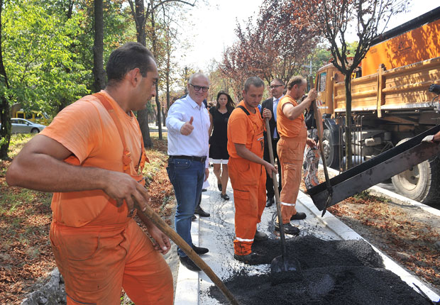 Весић: Радови у Булевару војводе Путника готови 15. септембра